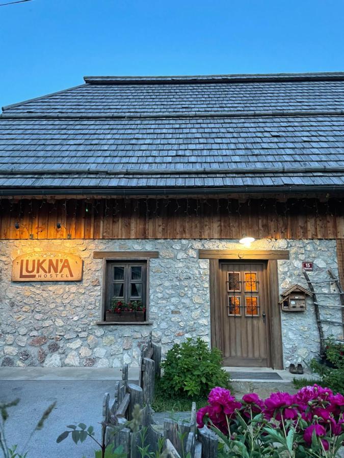 Hostel Lukna Mojstrana Kültér fotó